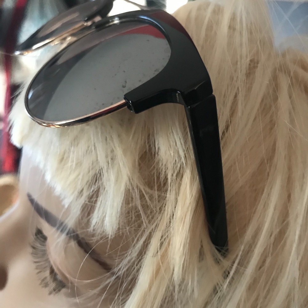 Foster Grant mirrored sunglasses - Picture 4 of 5